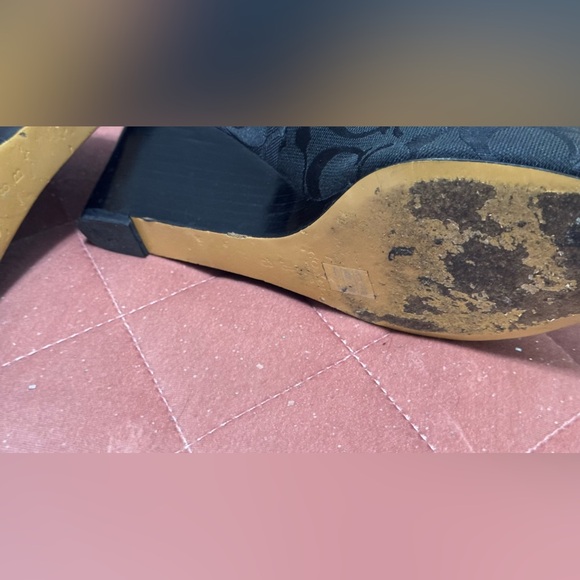 Navy Coach Wedges - PRICED TO SELL - Picture 7 of 11